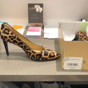 Michael Kors leopard pumps size 8